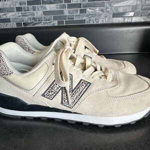 Womens New Balance shoes size 9